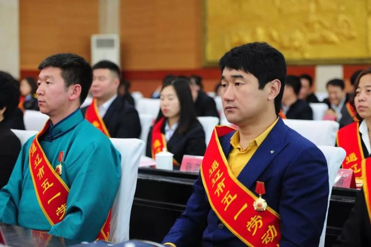 劉軍超,男,37歲,現(xiàn)任通遼市中興房地產(chǎn)開發(fā)法人.